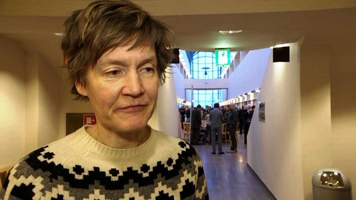 Eviran erikoistutkijan Marja Isomursun mukaan Evira on valmis vastaanottamaan näytteitä välittömästi.