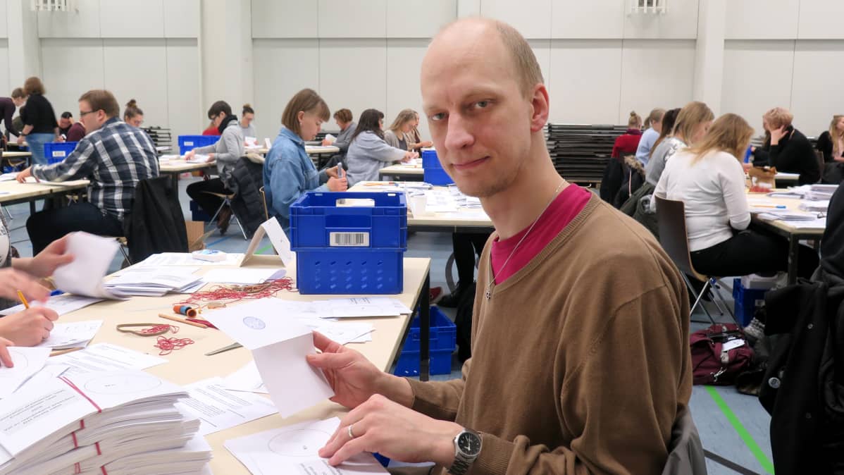 Presidentinvaalien ääntenlaskija Terho Koskinen