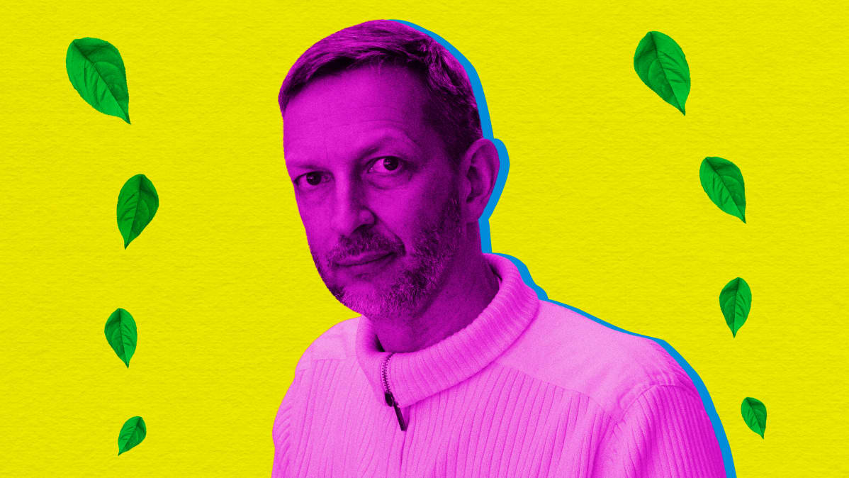 Ympäristötekniikan professori Lassi Linnanen sanoo, että jokainen kuluttaja voi halutessaan hidastaa ilmastonlämpenemistä jättämällä jotain ostamatta.