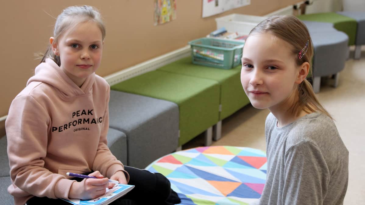 Vilhelmiina Rintala ja Alina Mattila