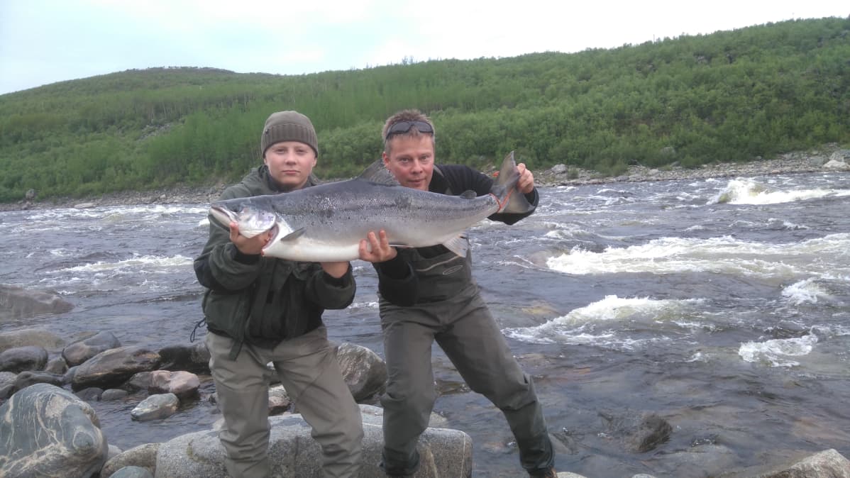Janne Rautanen ovttas su bárdniin Eemeli Rautaneniin.