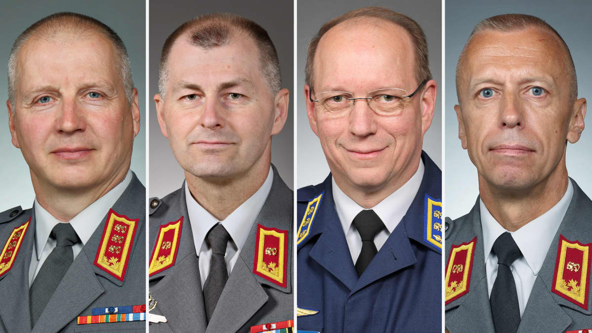 Kuvassa vasemmalta kenraaliluutnantti Petri Hulkko, kenraalimajuri Jari Kallio, insinöörikenraalimajuri Kari Renko ja prikaatikenraali Rami Saari.