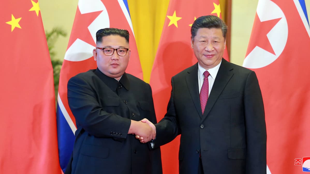 Kim Jong-un ja Xi Jinping.