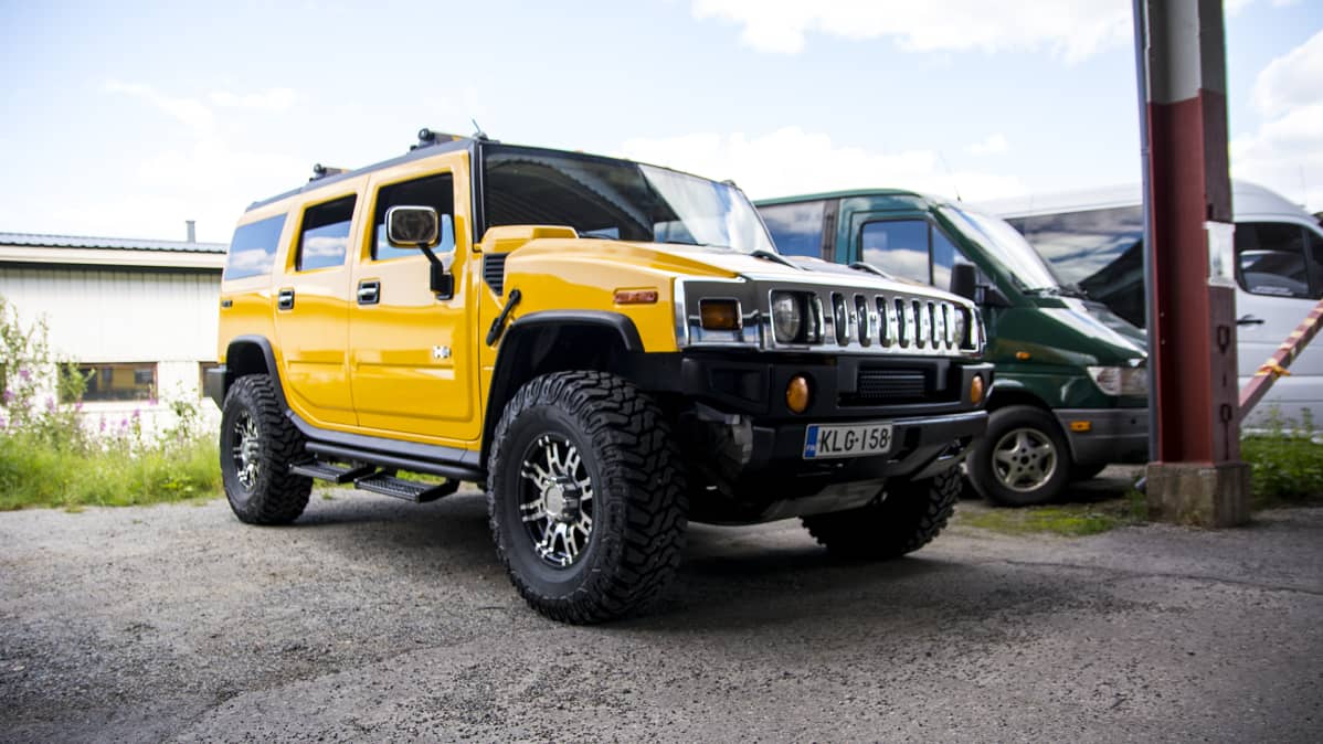 Taksi Uusi Hummer Kajaani