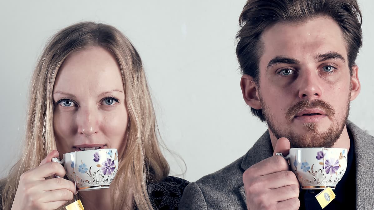 Milla Kangas ja Lauri Tilkanen Teatteri Jurkan Rakastajassa.