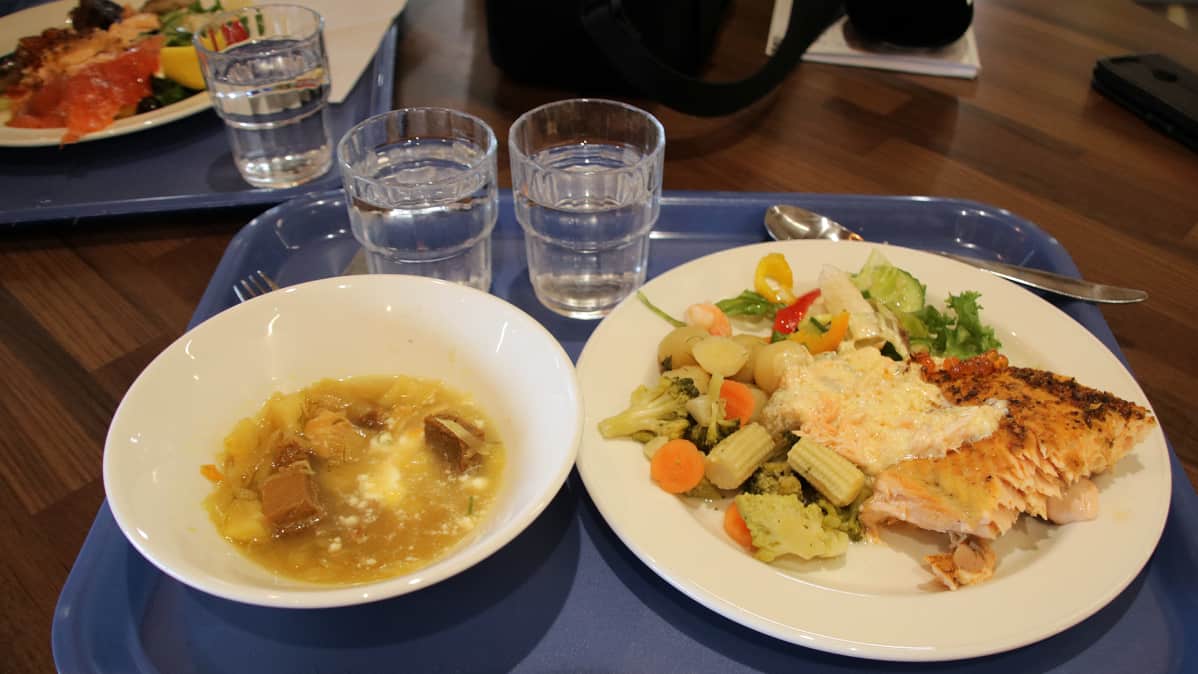 lounasbuffet