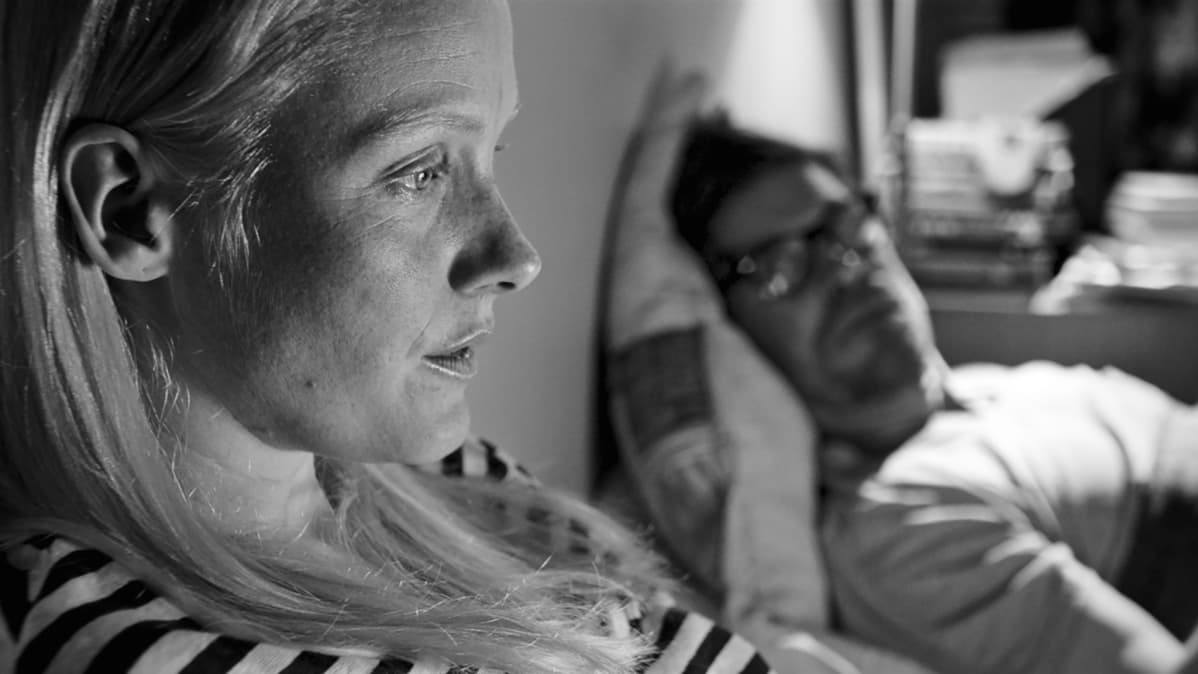 Pihla Sucksdorff (Laura Birn) ja Eero Kaila (Tommi Korpela)