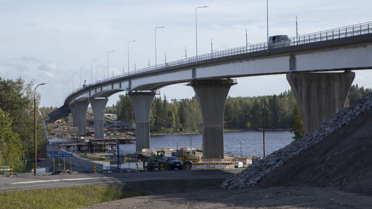 Jännevirran silta avajaispäivänä