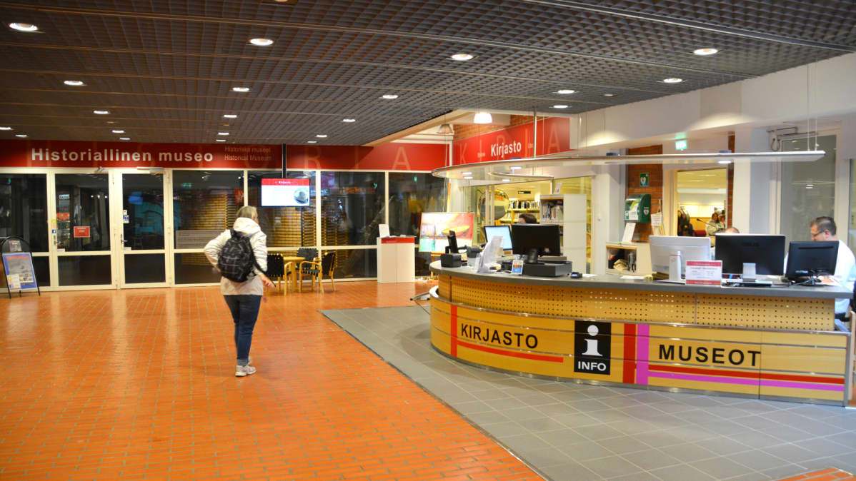 Kemin kirjasto.