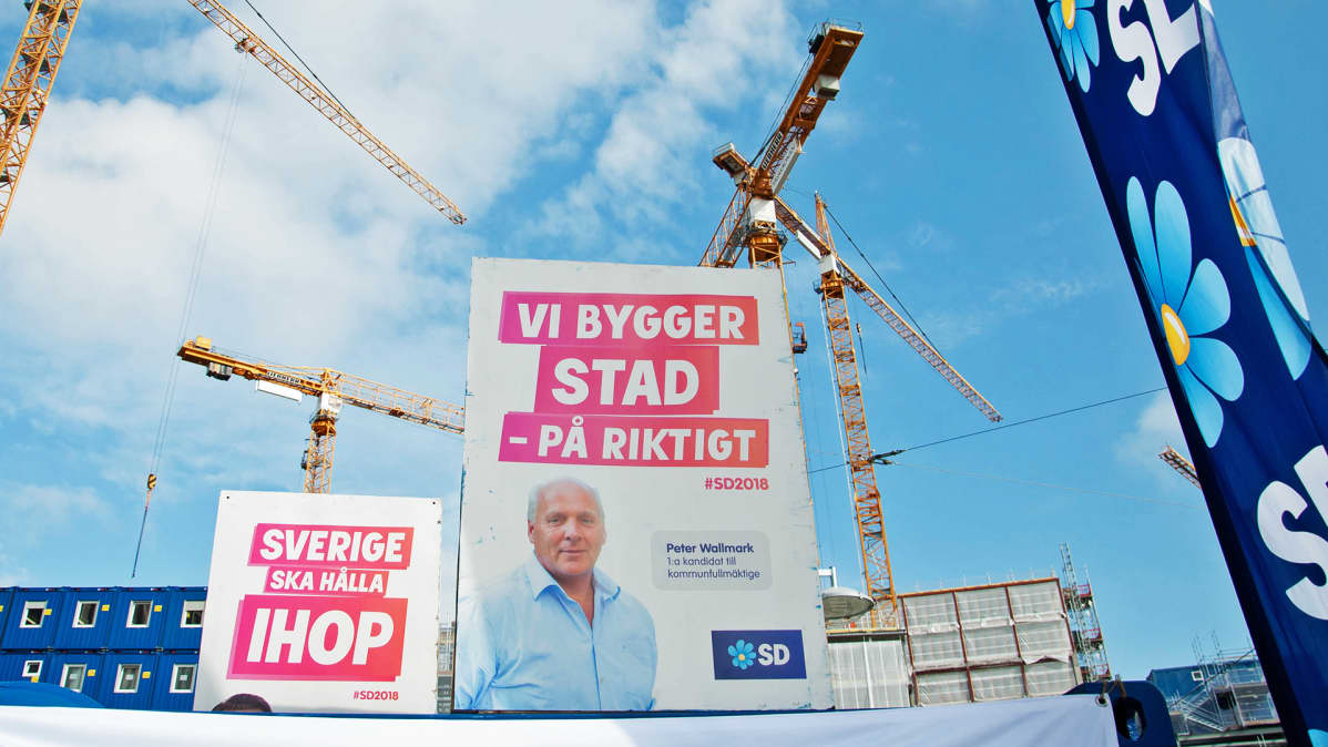 Ruotsidemokraattien vaalimainontaa.