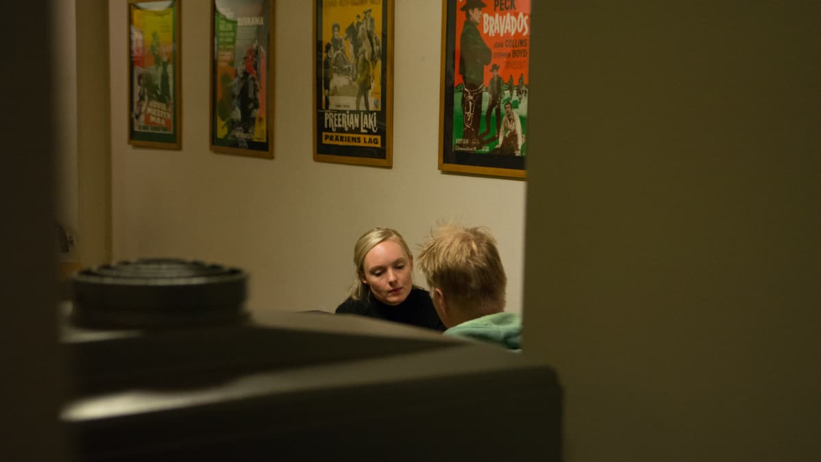 Maria Ohisalo Savon Sanomien haastattelussa Kuopion Kino Kuvakukossa