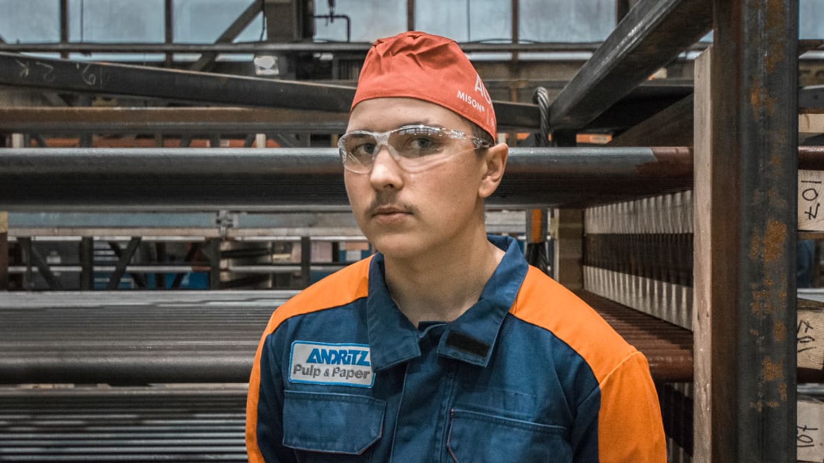Väinö Partanen työpaikallaan Varkauden Andritzin konepajalla.