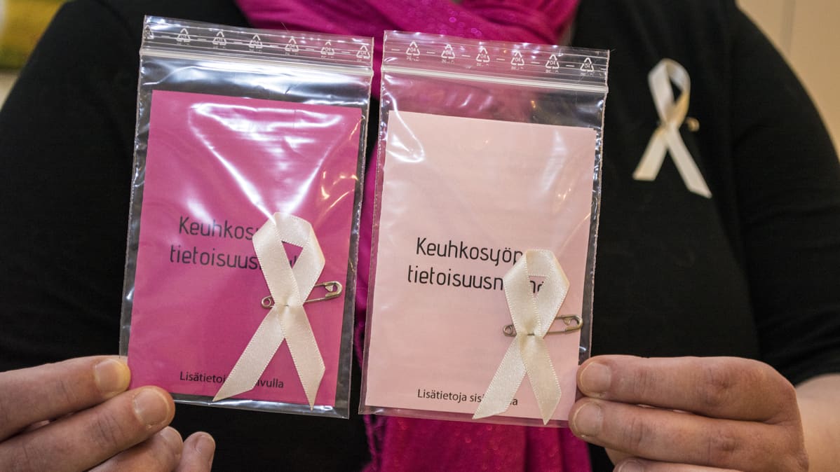 Helmenvalkoinen keuhkosyöpoätietoisuusnauha