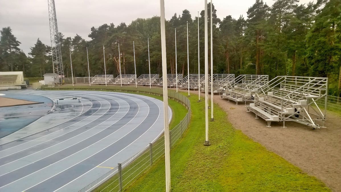 Lappeenrannan Kimpisen kentän pohjoiskaarteen katsomot