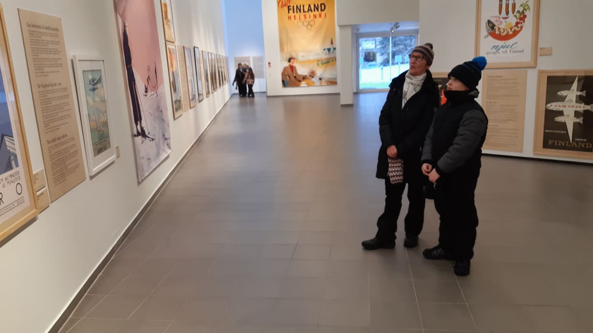 Marketta Kankaanpää ja Onni Tikkanen