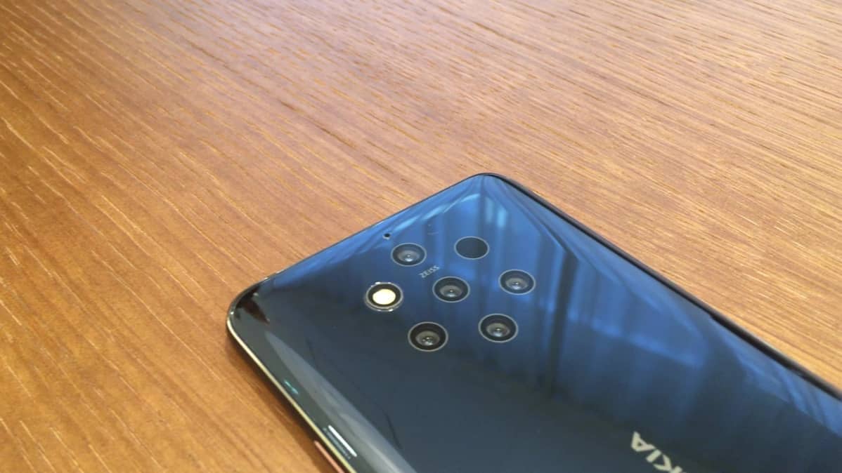 Nokia 9 Pureview'n takana on peräti viisi linssiä.