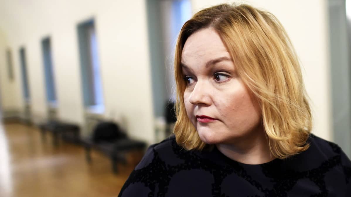 SDP:n kansanedustaja, valiokunnan puheenjohtaja Krista Kiuru.