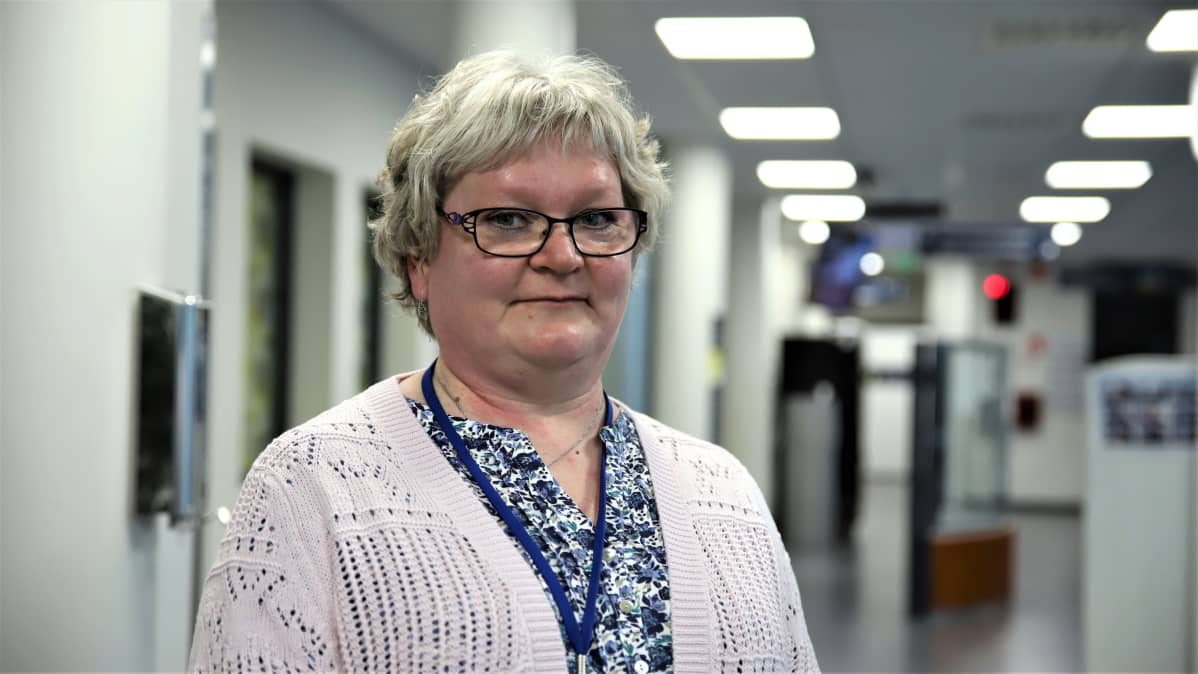 Mikkelin keskussairaalan ravinto- ja siivouspäällikkö Marjukka Hokkanen