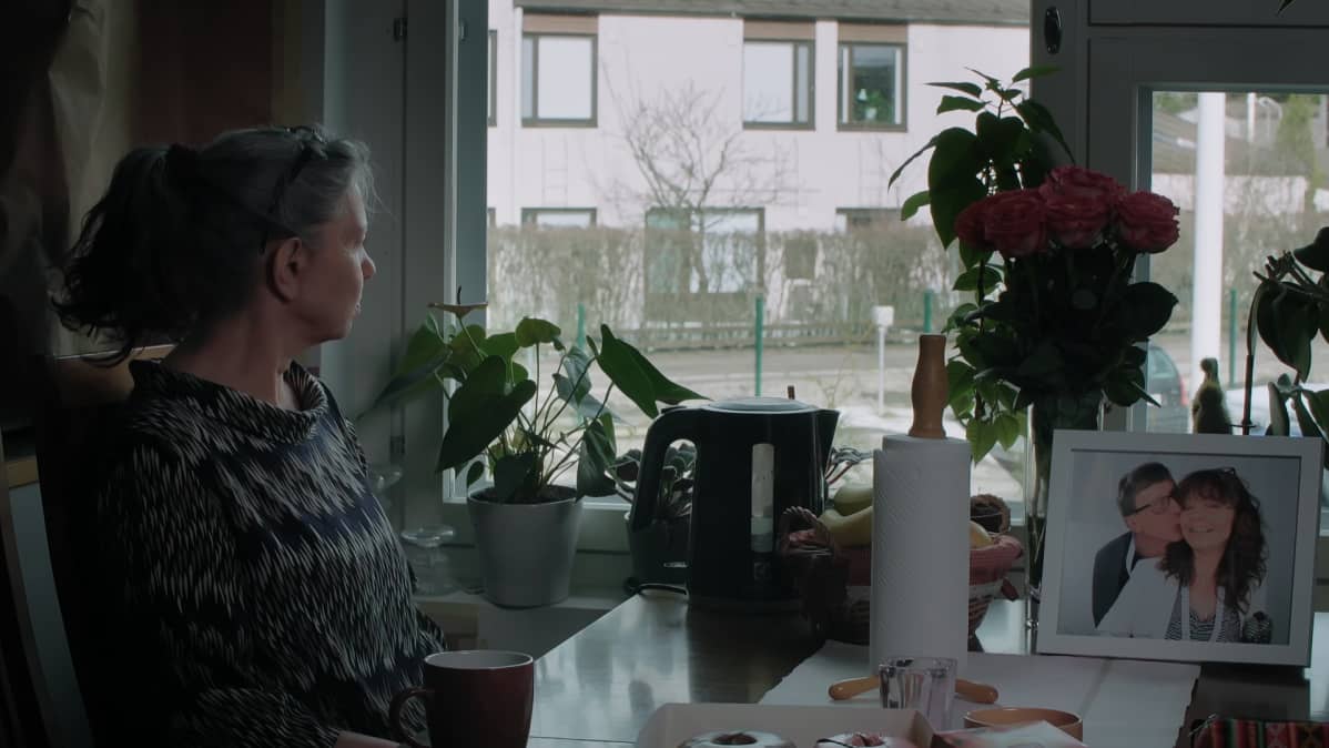 Sairastumisen jälkeen Marjut Stubben elämä on ollut yksinäistä ja eristäytynyttä.