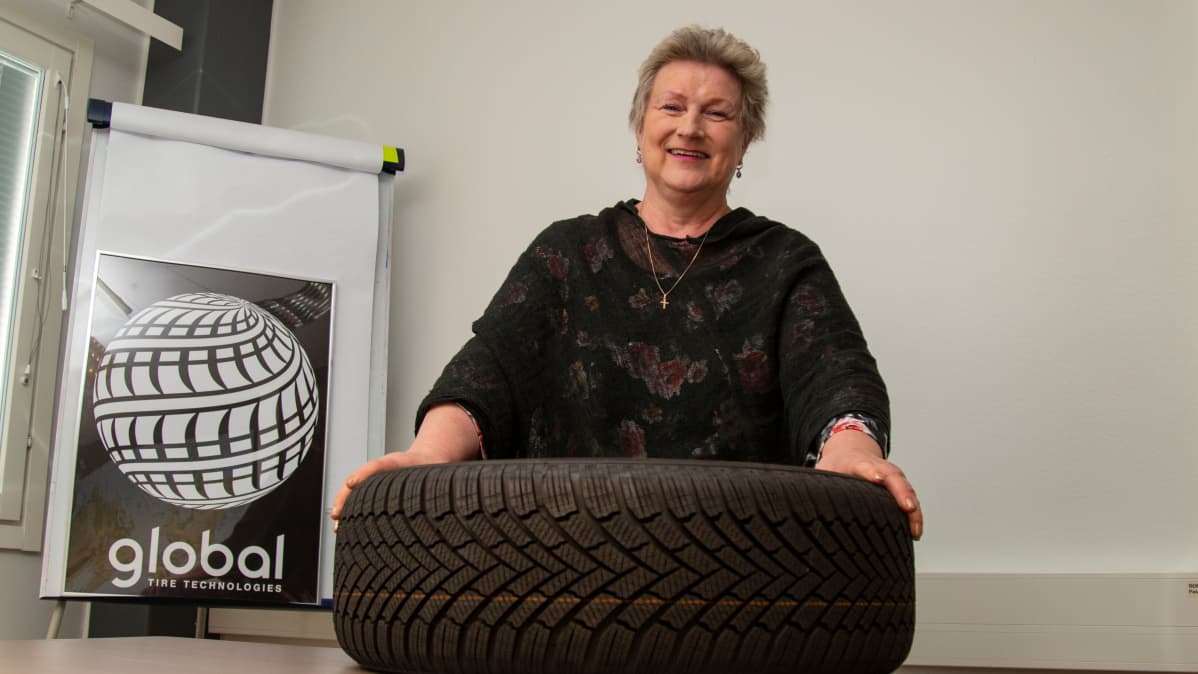 Sirkka Hagman ja autonrengas