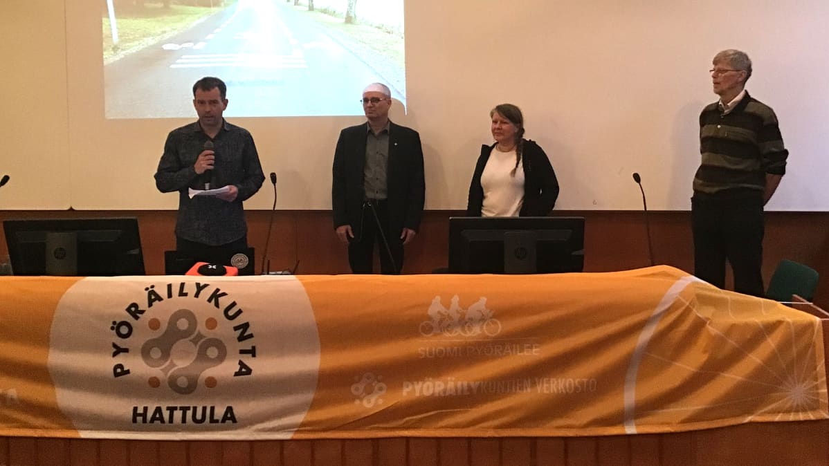 tyyppejä auditoriossa