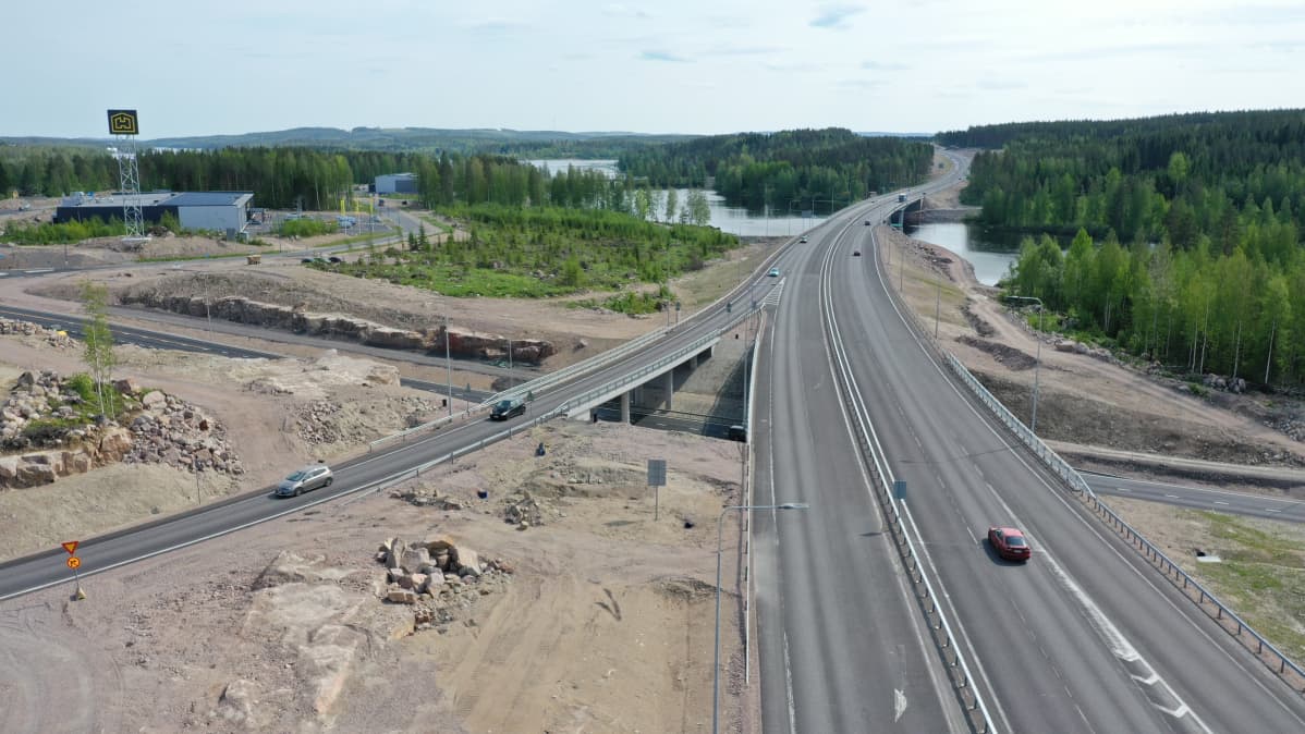 Äänekosken 4-tien uusi liityymä