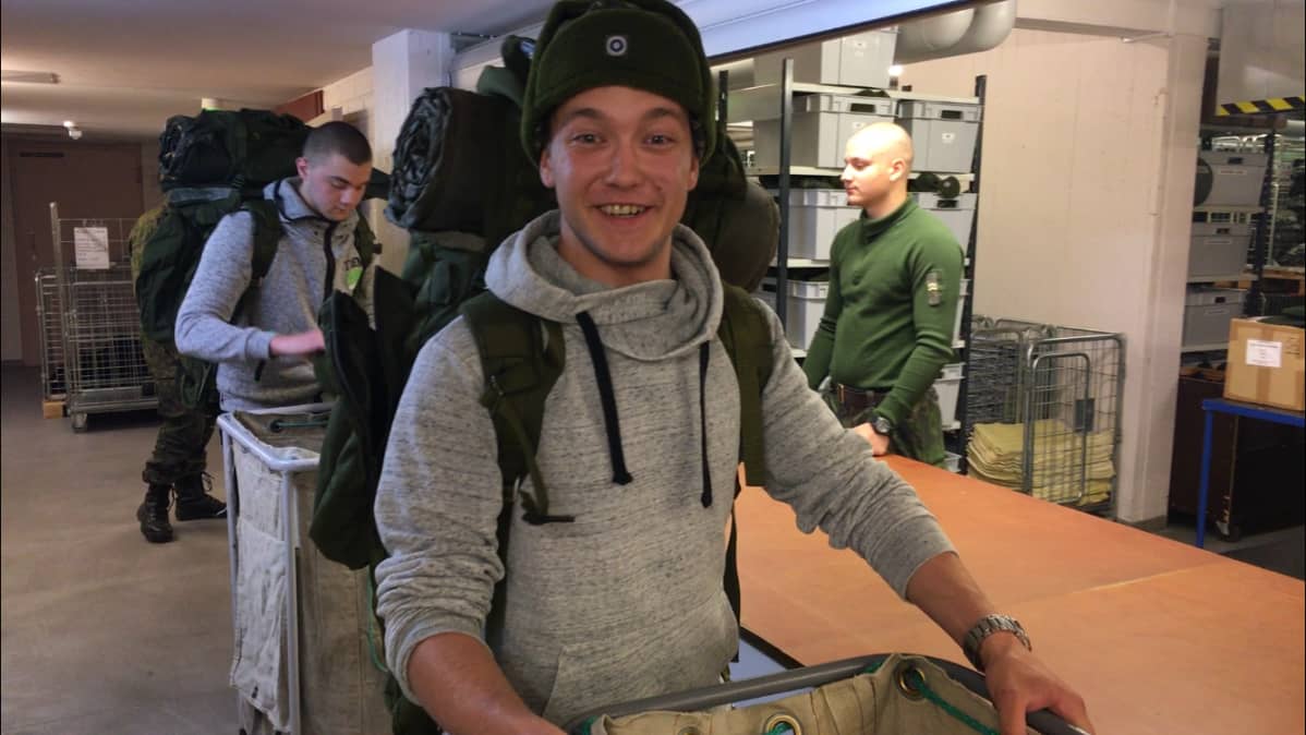 Juho Veijola tuli Iistä asti suorittamaan palvelustaan Ivalon Rajajääkärikomppaniaan.