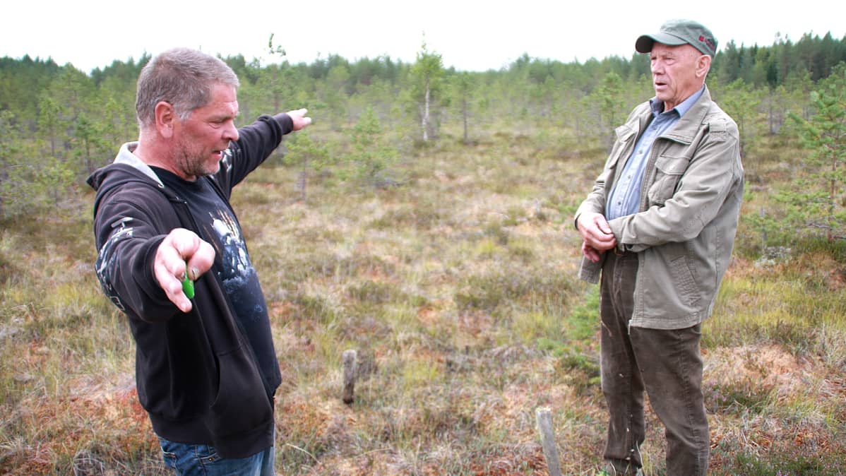 Ilpo Suoknuuti ja Markku Korpela, Miehikkälä, Vaajersuo