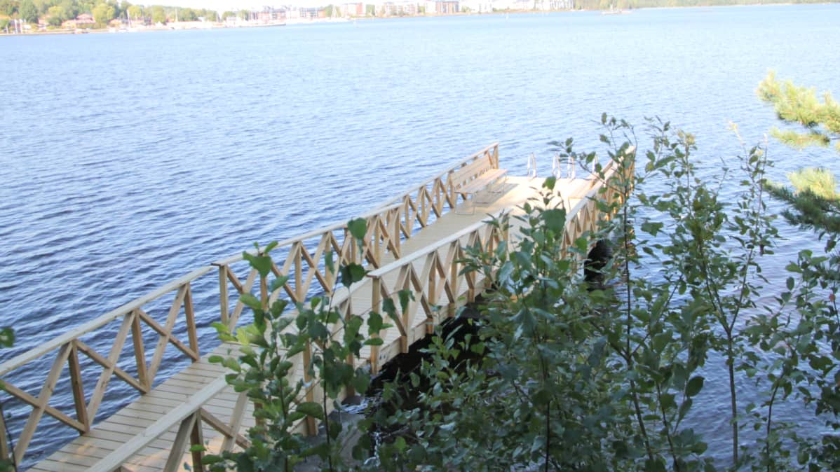 Myllysaaren saunan laituri Lappeenrannassa