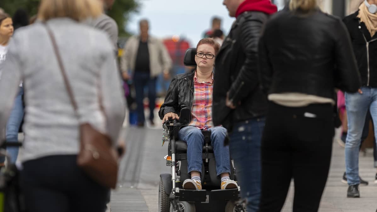Salla Saukkoriipi Rotuaarilla