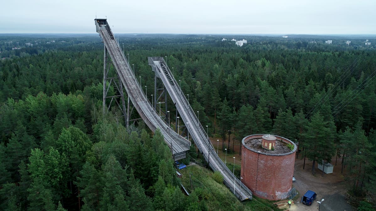 Kouvolan mäkihyppytornit