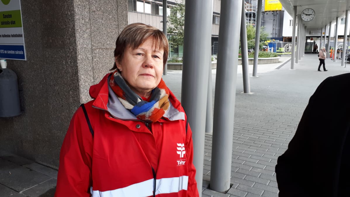 Tehyn Pohjois-Savon sairaanhoitopiirin ammattiosaston puheenjohtaja Sirpa Humaloja