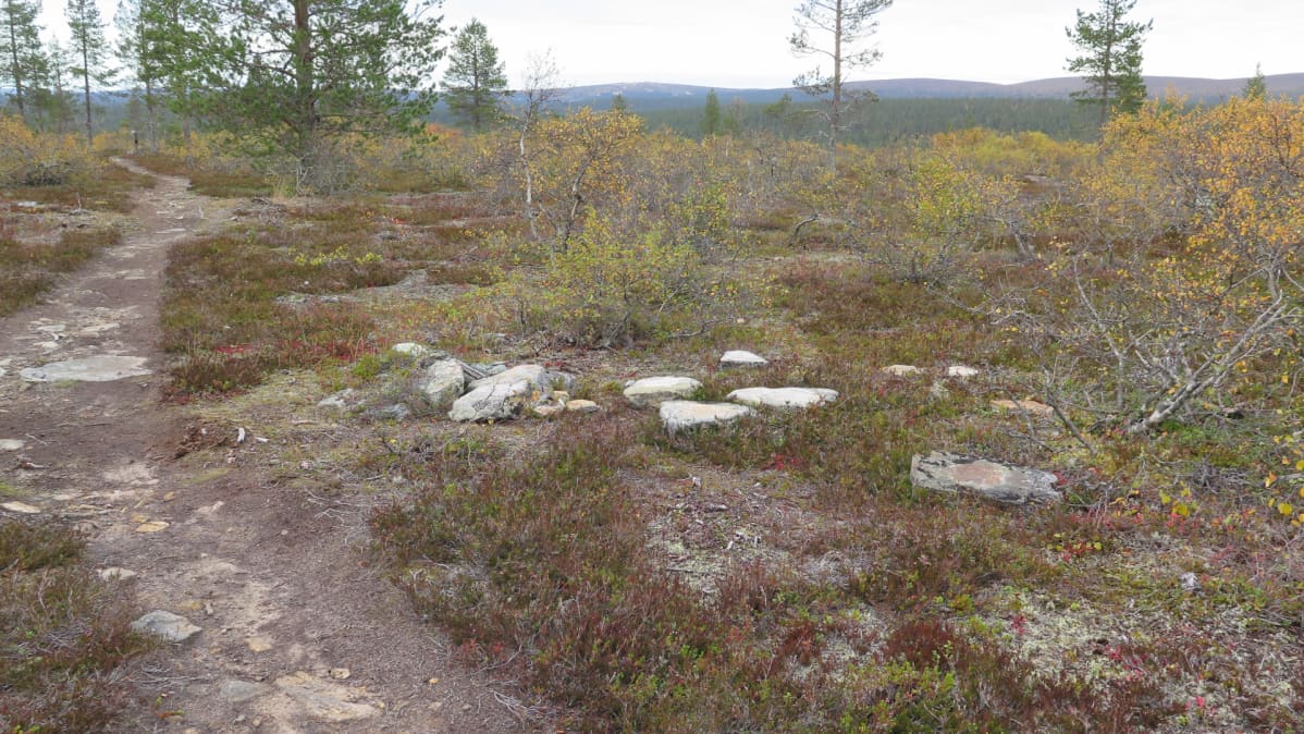 Hajotettu kivimerkki