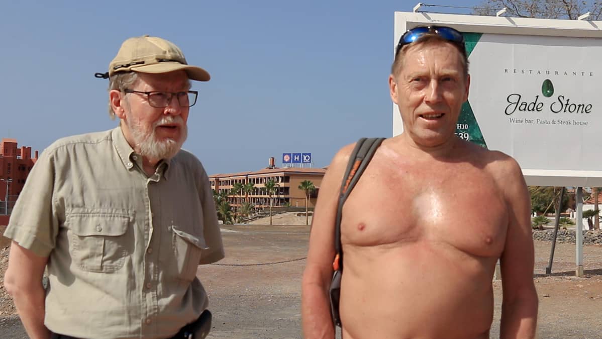 Pentti Torkkeli ja Juhani Könni nauttivat lomailusta Teneriffalla koronaviruksesta huolimatta.