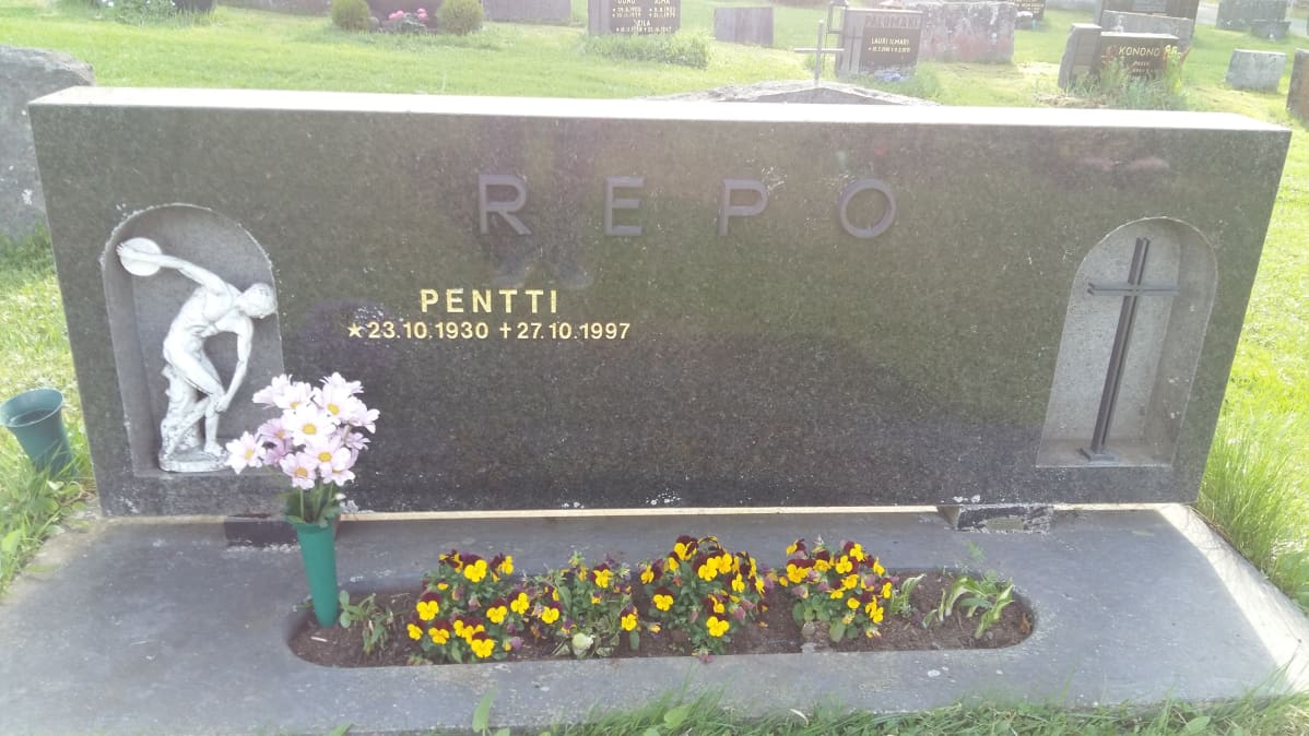 Pentti Revon hauta