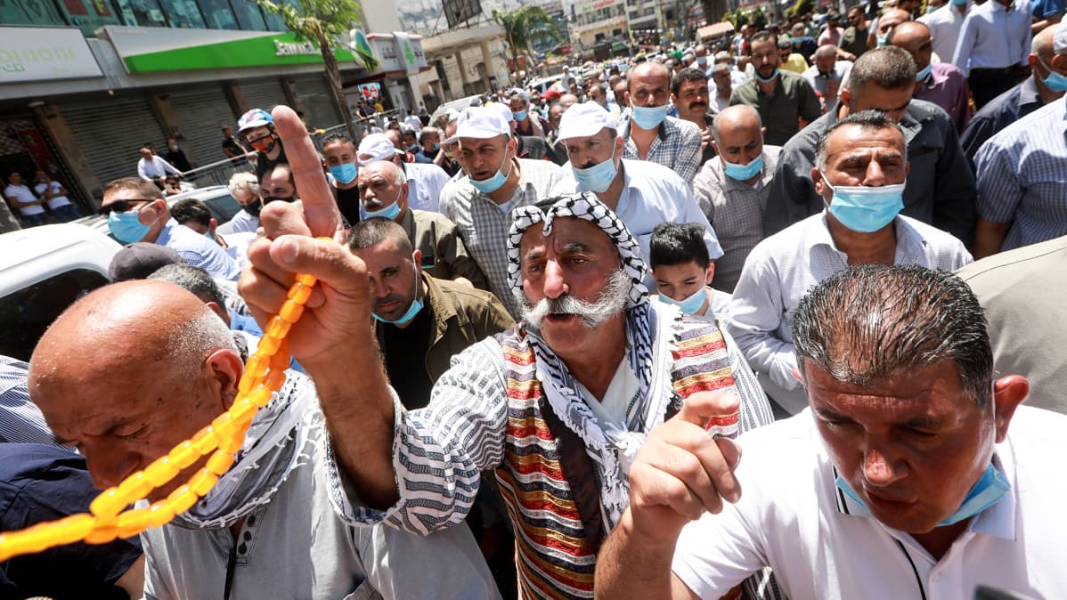 Palestiinalaiset protestoivat.