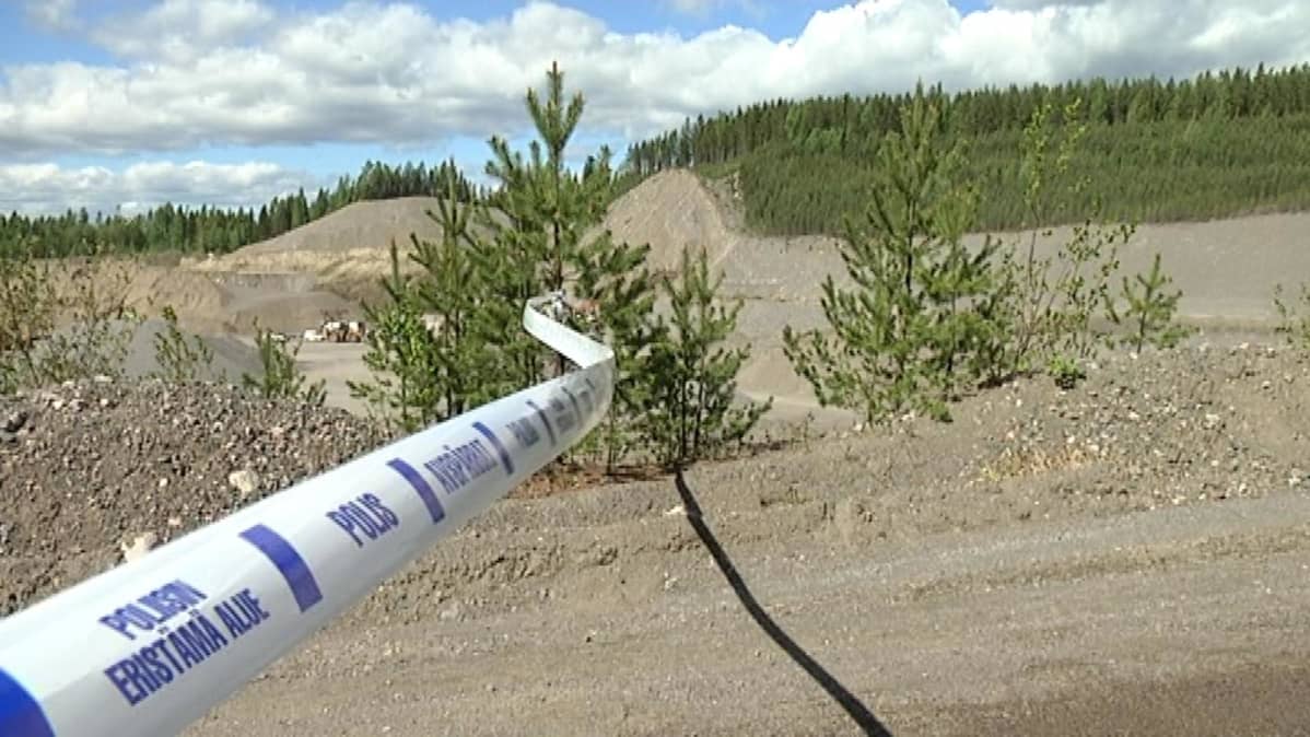 Poliisin nauha sorakuopalla