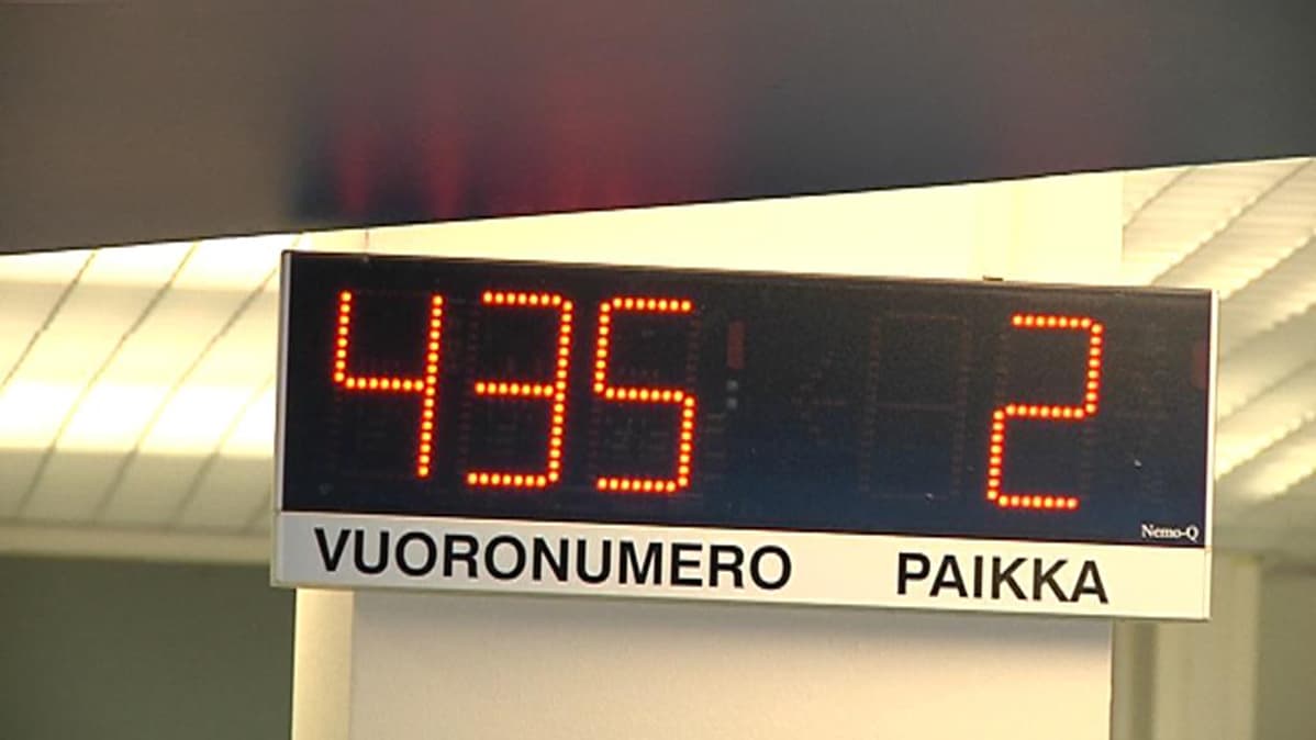 Työvoimatoimiston jonotusnumero Hämeenlinnassa