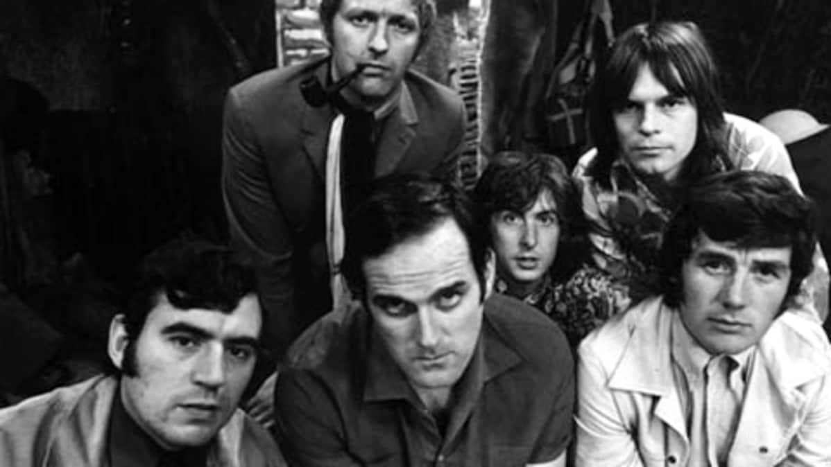 Terry Jones, Graham Chapman, John Cleese, Eric Idle, Terry Gilliam ja Michael Palin.