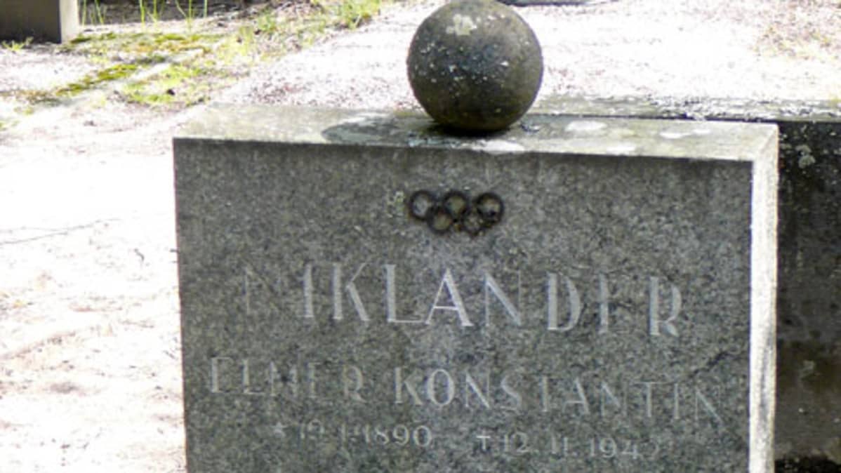 hautakivi