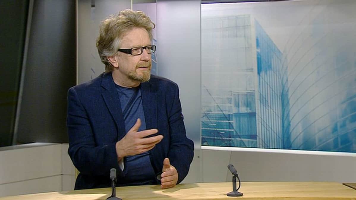 Kosmologi ja fyysikko Kari Enqvist.