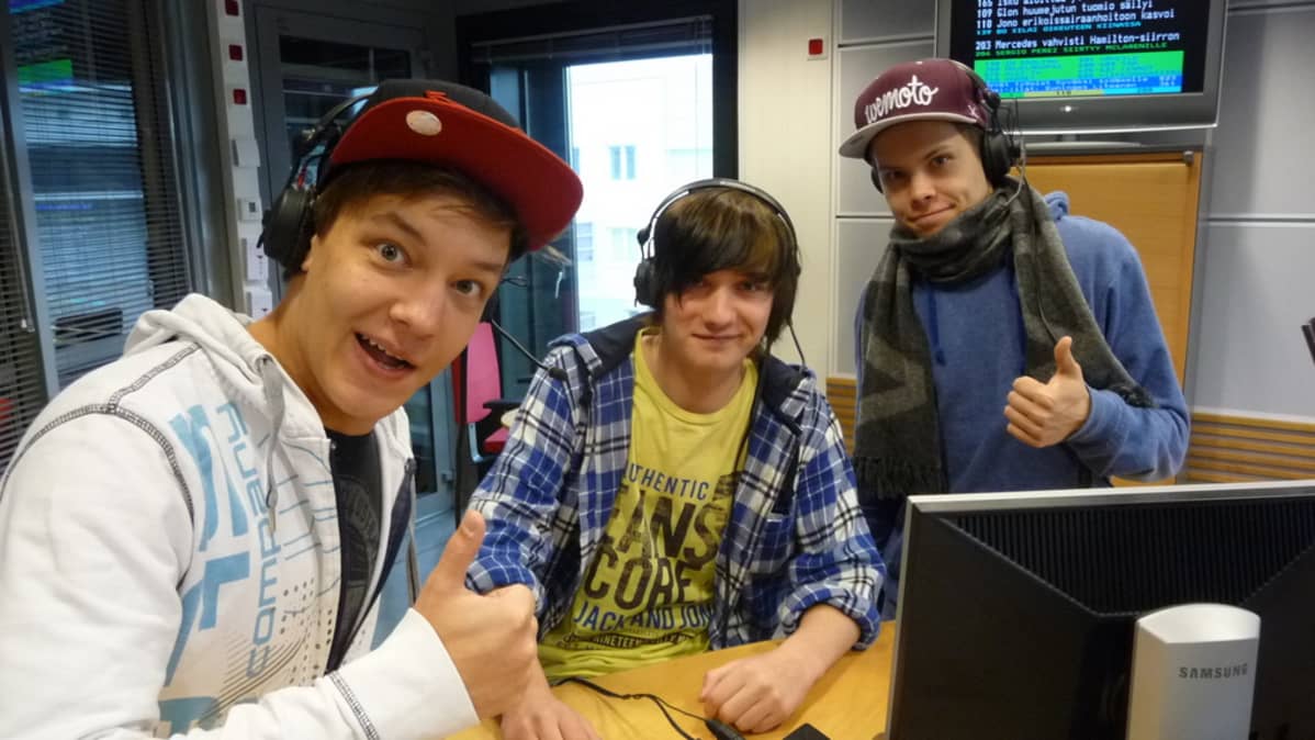 Justimus Yle Oulun studiossa