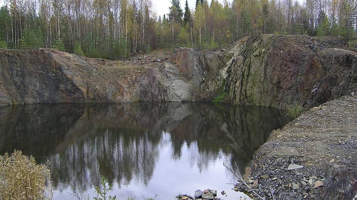 Pyhäselän kaivos, avolouhos,
