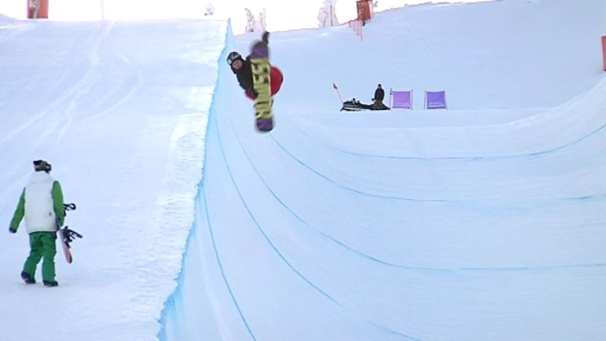 superpipe vuokatti lumilautailu