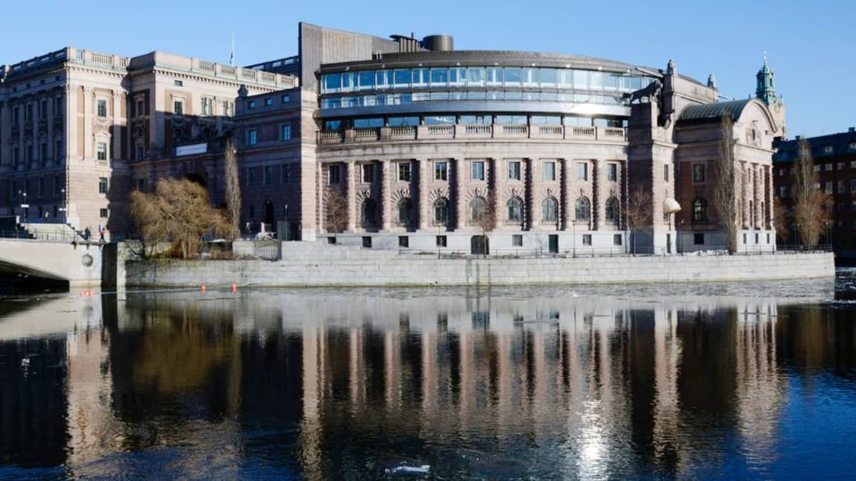 Ruotsin valtiopäivätalo Tukholmassa.
