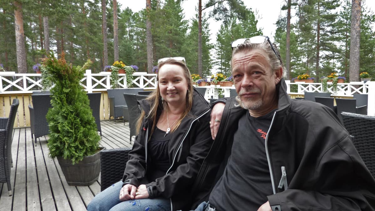 Manamansalon Portin yrittäjät Tiina ja Ari Ala-Opas