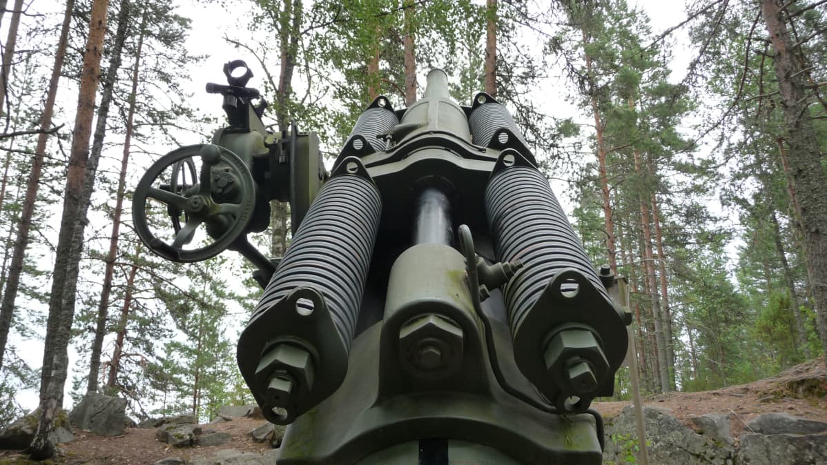Muistomerkki Huhmarisvaarassa