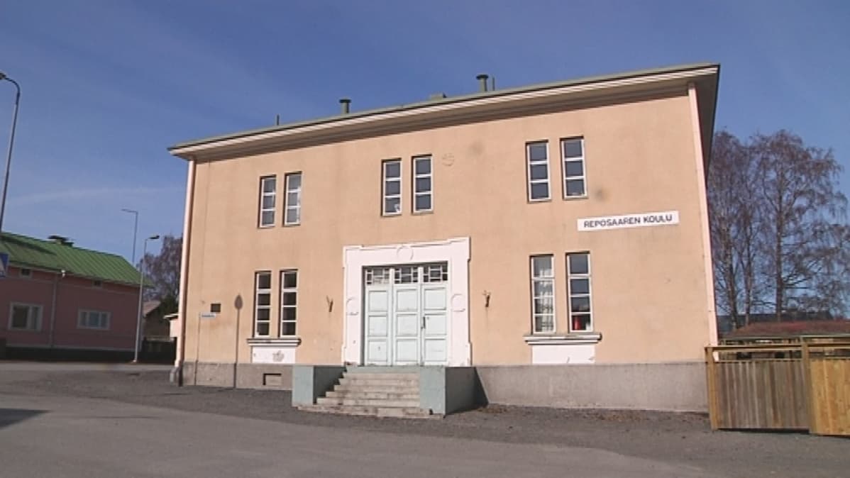 Reposaaren koulu Porissa