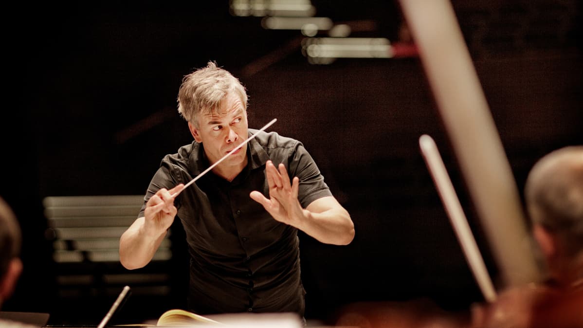 Hannu Lintu.