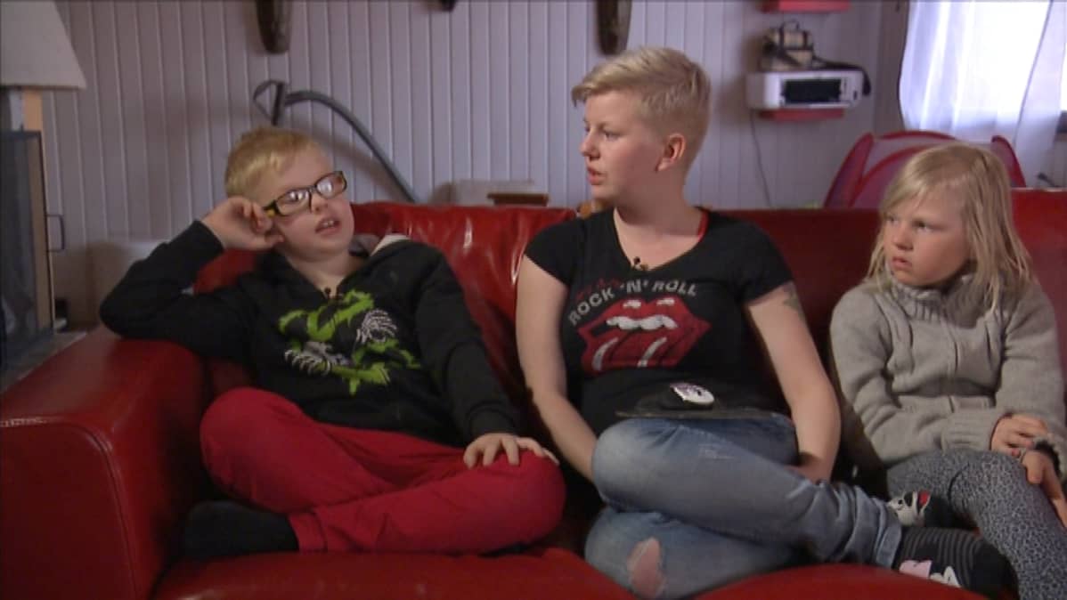 Jasper, Tiina ja Viivi Mäki-Jokela